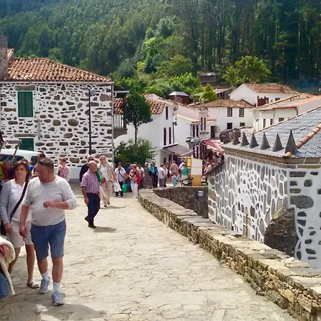 Stone La Compostelana Hébergement de vacances *