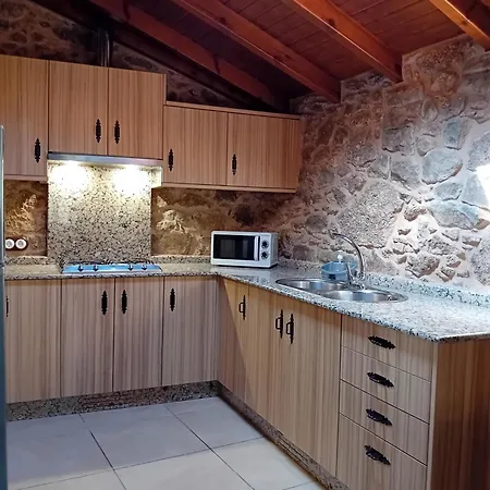 Stone La Compostelana *