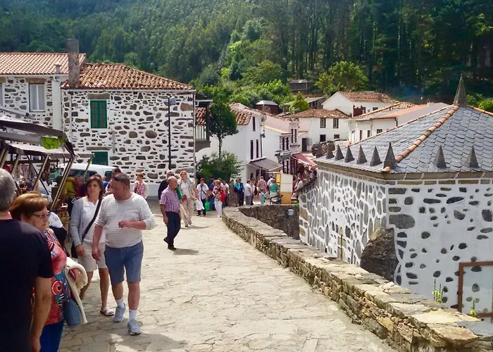 Stone La Compostelana Tatil Evi *