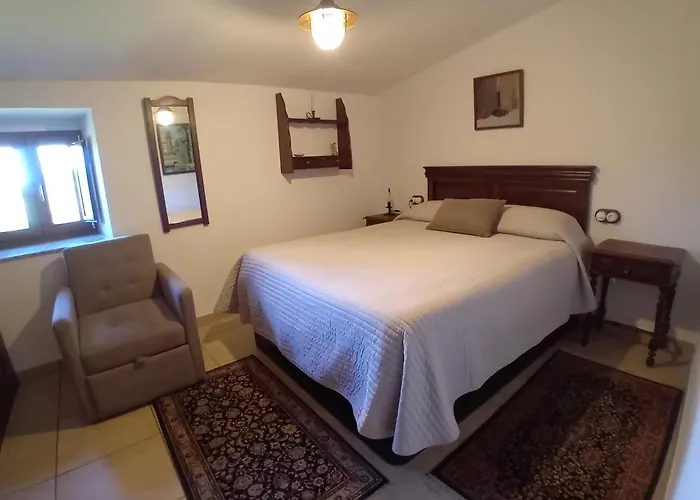 Stone La Compostelana Tatil Evi *